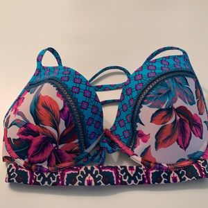 Shade & Shore bikini top